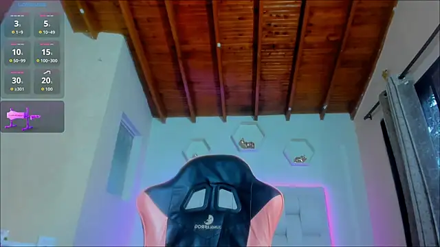 shanakendall online show from September 18, 2025, 2:09 pm