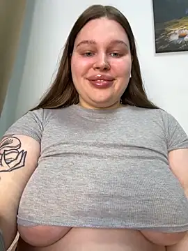 perfect sweety girl online show from October 2, 2025, 7:28 pm