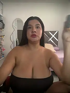 Snapshot of ValleryParker chatting on February 2, 2026, 3:44 pm ValleryParker online show from February 2, 2026, 3:44 pm