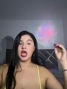 Snapshot of ValleryParker chatting on March 3, 2026, 6:53 am ValleryParker online show from March 3, 2026, 6:53 am