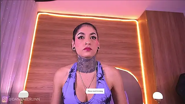 danna berlin  online show from February 10, 2026, 7:13 pm