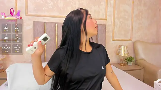 Natasharuso online show from September 13, 2025, 11:43 am