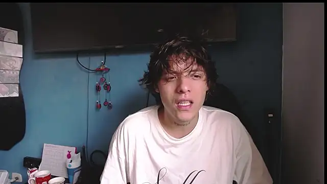 Santiago kiler online show from April 13, 2026, 4:44 pm