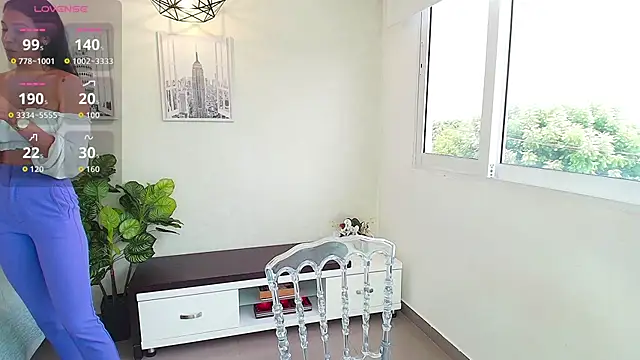 Sassy--Girl online show from September 24, 2025, 6:14 pm