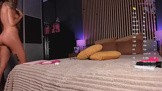 WILD-ANGEL777 online show from April 15, 2026, 5:35 am