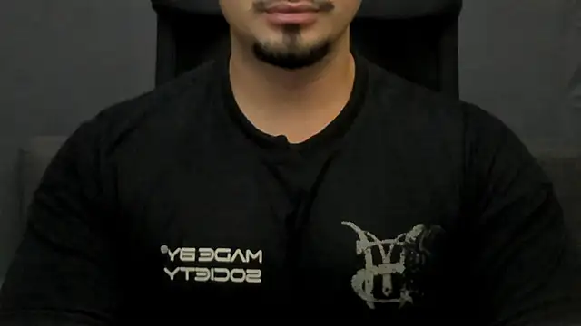 Snapshot of TonyWilcox chatting on October 19, 2025, 4:48 am TonyWilcox online show from October 19, 2025, 4:48 am