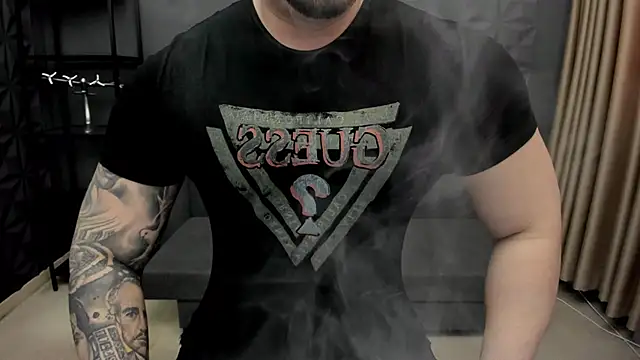 Snapshot of TonyWilcox chatting on March 20, 2025, 8:20 am TonyWilcox online show from March 20, 2025, 8:20 am