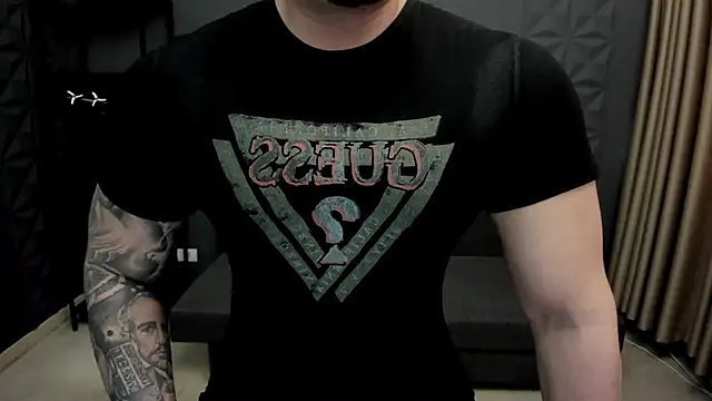 Snapshot of TonyWilcox chatting on March 17, 2025, 10:17 am TonyWilcox online show from March 17, 2025, 10:17 am