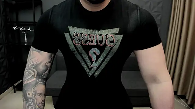 Snapshot of TonyWilcox chatting on March 20, 2025, 5:13 am TonyWilcox online show from March 20, 2025, 5:13 am