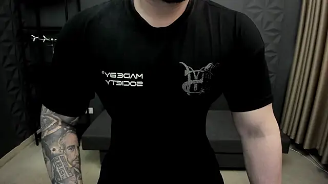 Snapshot of TonyWilcox chatting on March 17, 2025, 7:13 am TonyWilcox online show from March 17, 2025, 7:13 am