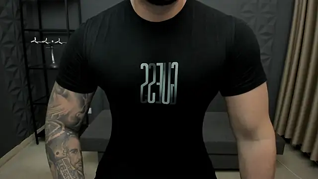 Snapshot of TonyWilcox chatting on October 21, 2025, 4:23 am TonyWilcox online show from October 21, 2025, 4:23 am