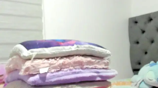 Elizabeth 18  online show from March 31, 2026, 3:30 am