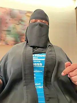 Submissive Arab online show from May 15, 2026, 11:03 pm