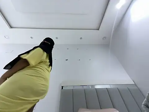 Submissive Arab online show from February 23, 2025, 7:17 pm