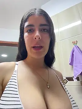 Snapshot of _Niah_ chatting on February 28, 2026, 2:33 am Niah online show from February 28, 2026, 2:33 am