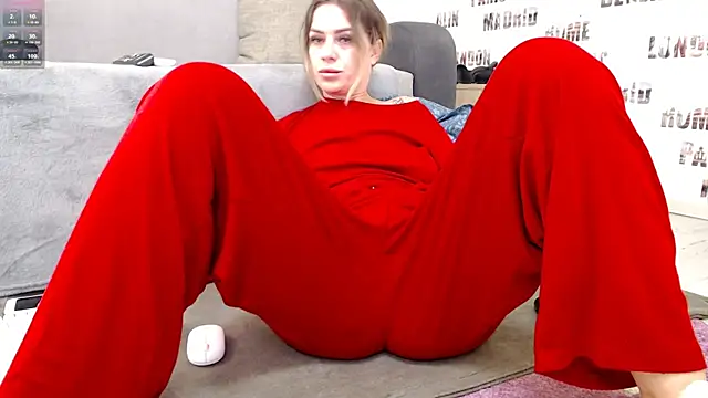 sweetdaiana23 online show from November 28, 2025, 1:39 am