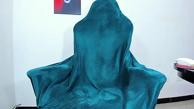 Snapshot of lazzon_bastion chatting on February 7, 2025, 7:06 pm lazzon bastion online show from February 7, 2025, 7:06 pm