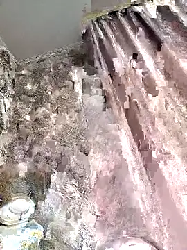 Snapshot of LeilaSaint chatting on February 21, 2026, 12:18 pm LeilaSaint online show from February 21, 2026, 12:18 pm