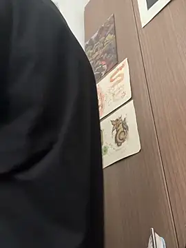 sorry-mom69 online show from December 17, 2025, 7:08 pm