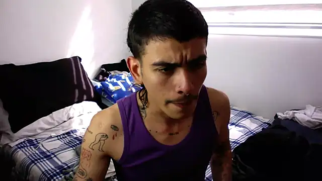 sorry-mom69 online show from September 12, 2025, 7:35 pm