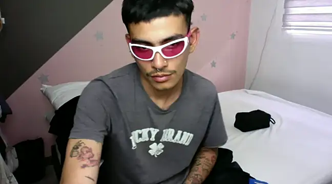 sorry-mom69 online show from January 30, 2025, 9:58 pm