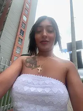 Kathy bella18 online show from January 4, 2025, 6:09 pm