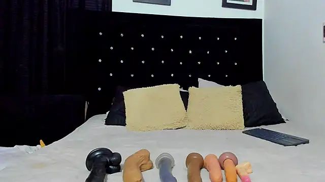 msemma167 online show from March 8, 2025, 3:17 am