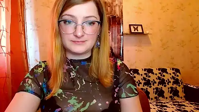 Arielsssplash online show from March 13, 2025, 8:04 am