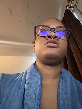 nickytheehawtie online show from March 14, 2026, 4:24 pm