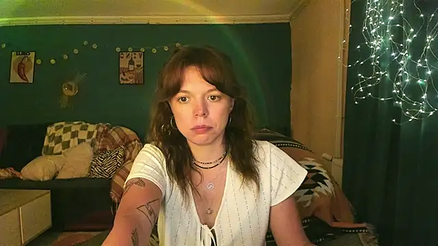 Snapshot of ClancyMorissey chatting on May 31, 2026, 6:09 pm ClancyMorissey online show from May 31, 2026, 6:09 pm