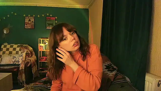 ClancyMorissey online show from November 18, 2025, 7:06 pm