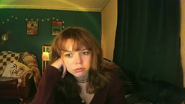 ClancyMorissey online show from September 26, 2025, 5:42 pm