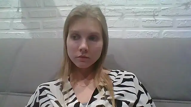 MaryMiton online show from October 19, 2025, 1:03 pm