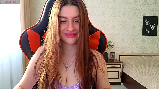 Snapshot of Elishka_ chatting on March 31, 2026, 5:09 am Elishka online show from March 31, 2026, 5:09 am