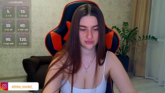 Elishka  online show from December 3, 2025, 8:19 pm