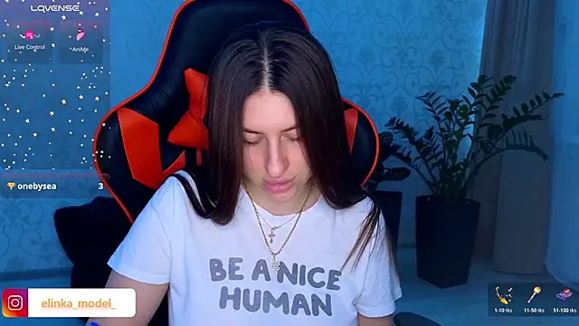 Elishka  online show from November 16, 2025, 10:02 pm