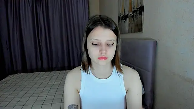 SoniNesti online show from November 26, 2025, 2:50 pm