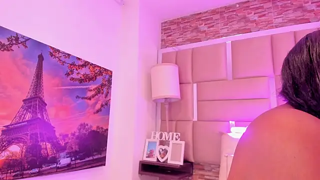 ShaniaBrownn online show from March 12, 2026, 7:51 pm