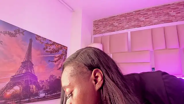 ShaniaBrownn online show from February 23, 2026, 7:47 pm