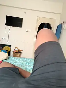 mkmony online show from January 3, 2025, 9:04 am