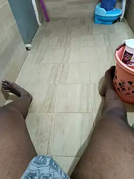 mkmony online show from December 29, 2024, 11:40 am