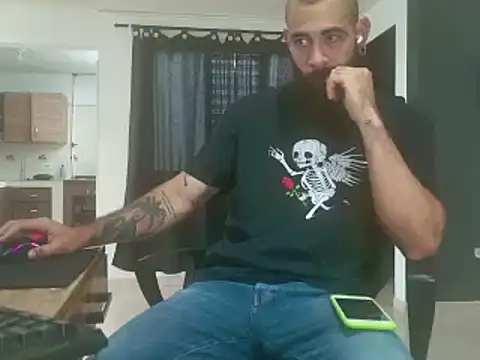 Snapshot of Matheusbeard chatting on July 29, 2026, 2:27 pm Matheusbeard online show from July 29, 2026, 2:27 pm