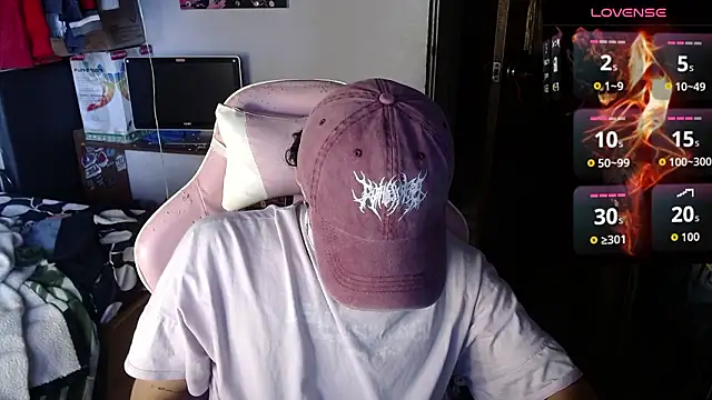 Snapshot of Apolo_S chatting on February 21, 2026, 5:26 pm Apolo S online show from February 21, 2026, 5:26 pm