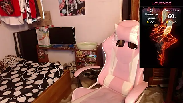 Snapshot of Apolo_S chatting on February 13, 2026, 6:46 am Apolo S online show from February 13, 2026, 6:46 am