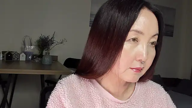 AvroraSakura online show from September 20, 2025, 12:10 pm