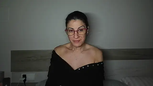 Sanada hot online show from January 11, 2026, 6:31 am