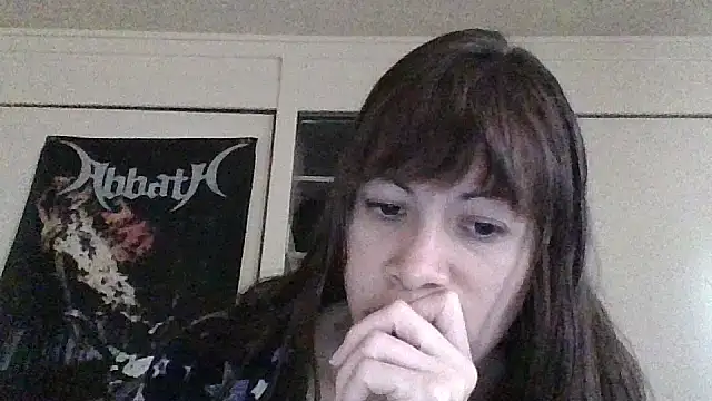 petitedoll29 online show from December 3, 2024, 9:06 pm