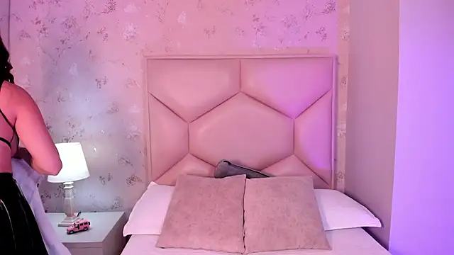 ambar sullivan online show from September 10, 2025, 11:42 am