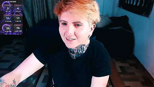 Marieblueeyes online show from November 12, 2025, 3:32 am