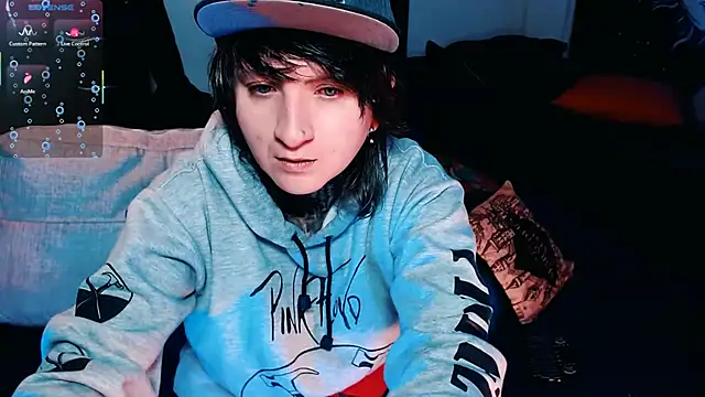 Marieblueeyes online show from September 16, 2025, 5:52 am